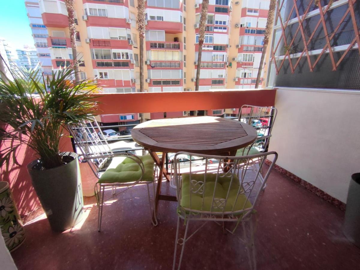 Flat2 Studio 150M From The Beach With Pool Torre Del Mar Exterior photo